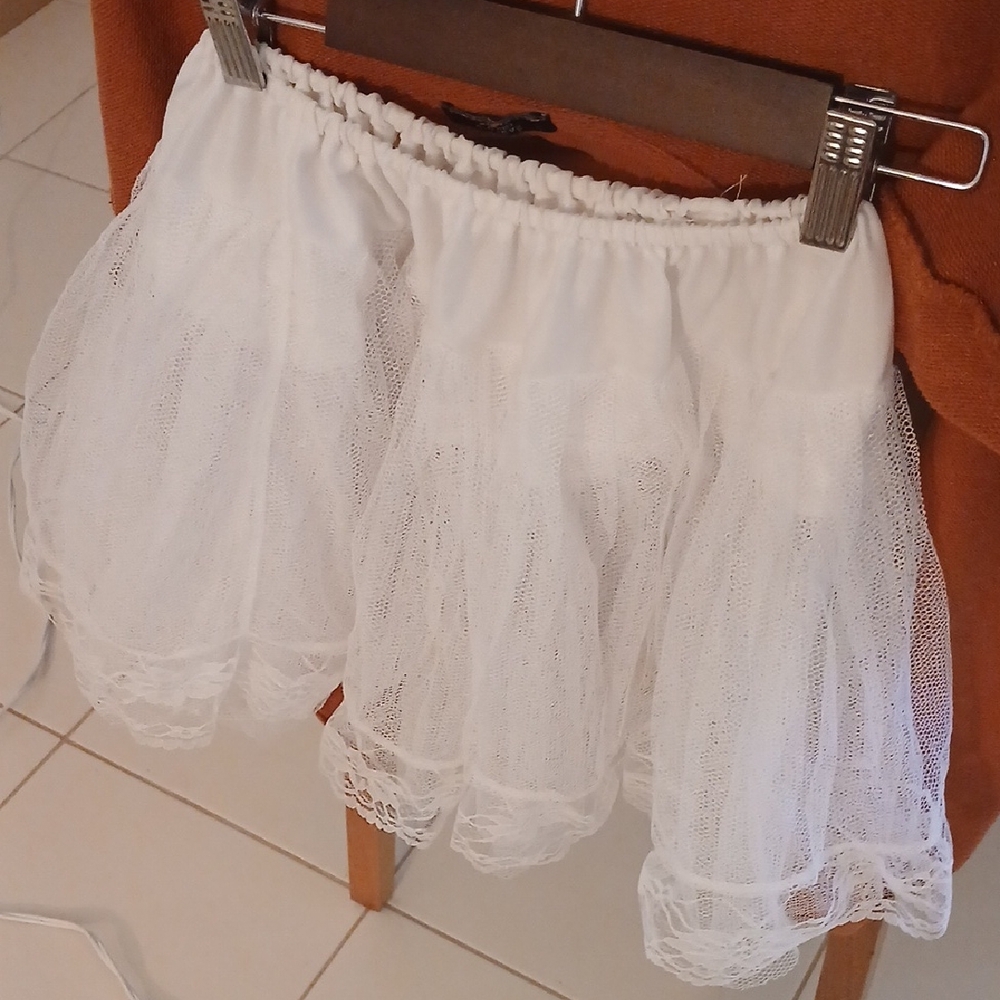 Chic White Lace Tu Tu Skirt